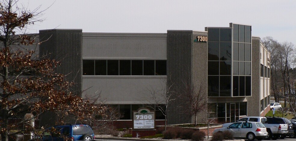 More Photos Of 7300 Hudson Blvd N, Oakdale Unknown For Lease