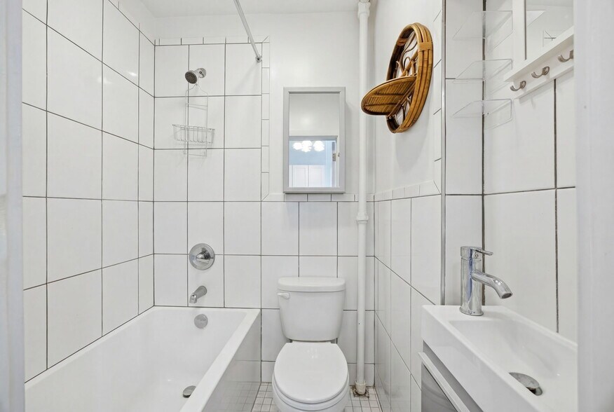 More Photos Of 596 Humboldt St, Brooklyn Multifamily For Sale