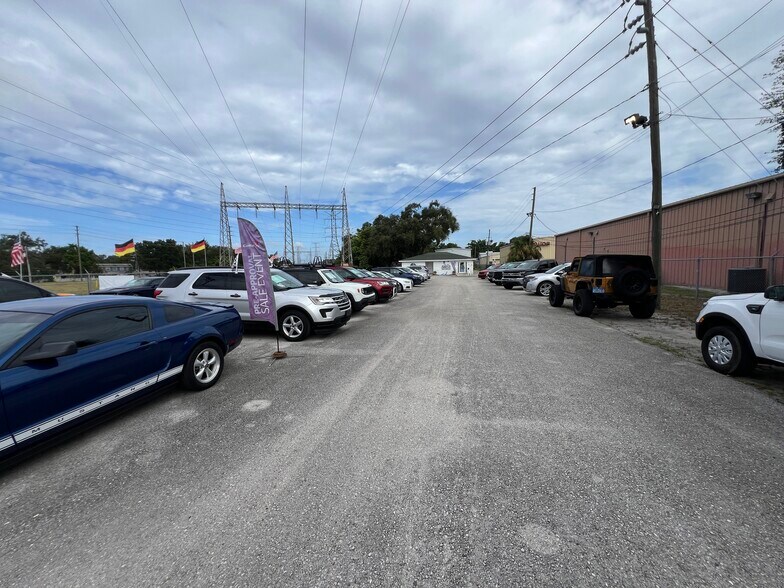 More Photos Of 2850 Roosevelt Blvd, Clearwater Freestanding For Sale