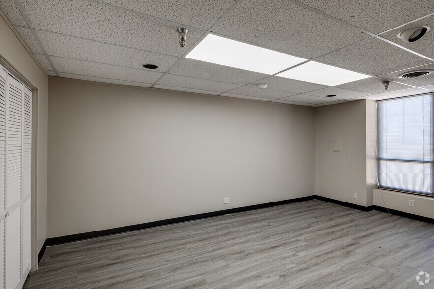 More Photos Of 5601 NW 72nd St, Oklahoma City Medical For Lease
