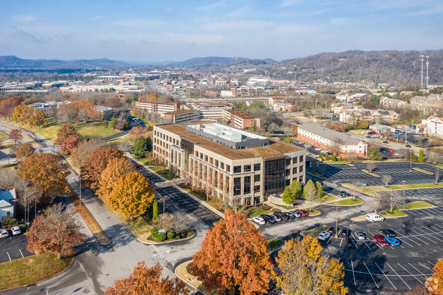 More Photos Of 9020 Overlook Blvd, Brentwood Office For Lease