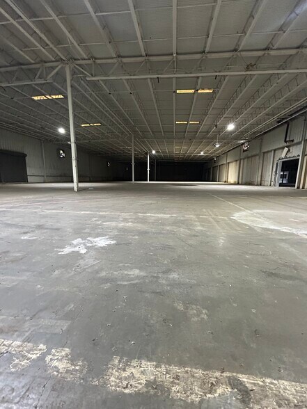 More Photos Of 1621 15th St, Augusta Warehouse For Lease