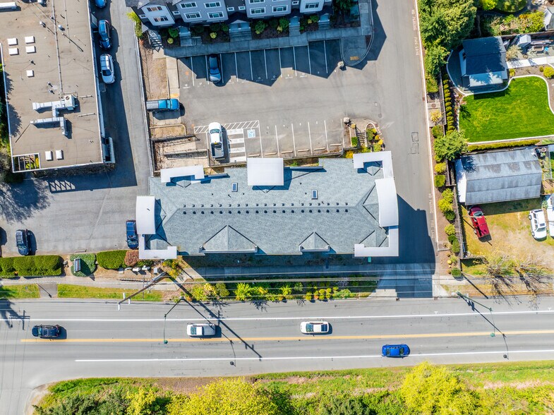 More Photos Of 18449 1st Ave S, Normandy Park Apartments For Sale