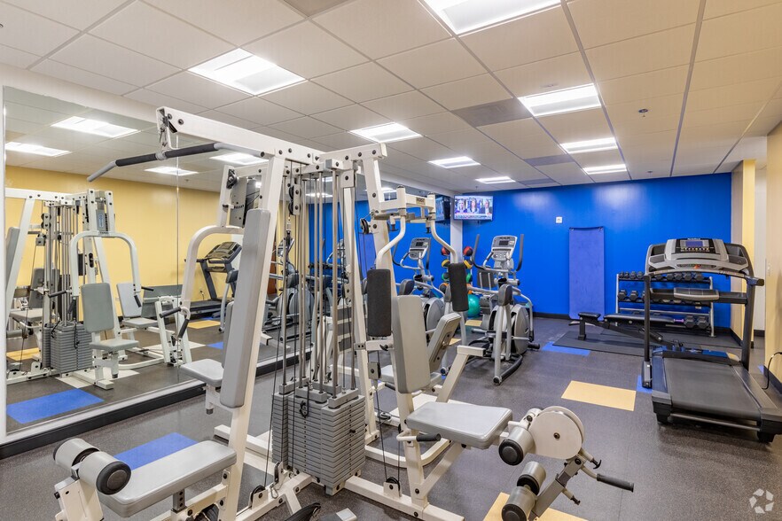 More Photos Of 3095 Satellite Blvd, Duluth Unknown For Lease