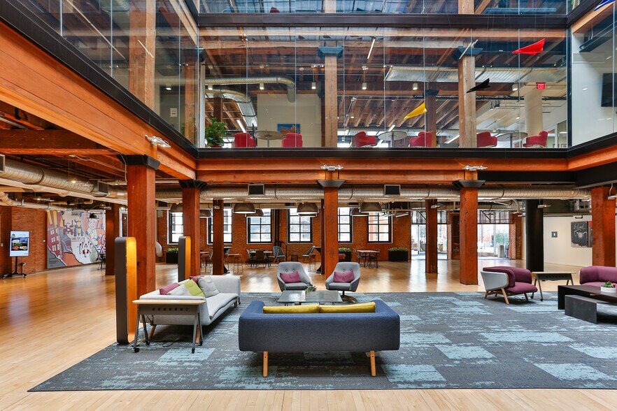More Photos Of 603 Munger Ave, Dallas Office For Lease