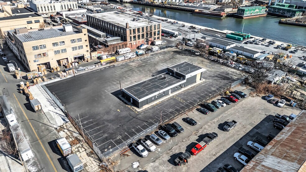 More Photos Of 644 Court St, Brooklyn Land For Lease