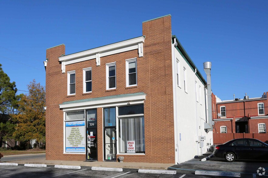 More Photos Of 705-711 London St, Portsmouth Office For Sale