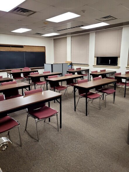 More Photos Of 10785 Bennett Rd, Dunkirk Schools For Lease