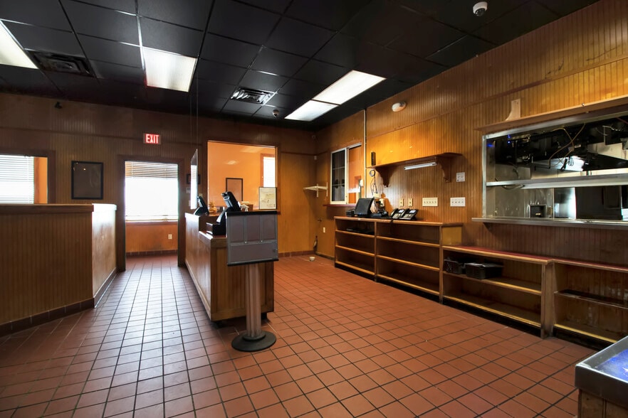More Photos Of 1152 Tamiami Trl, Port Charlotte Restaurant For Sale