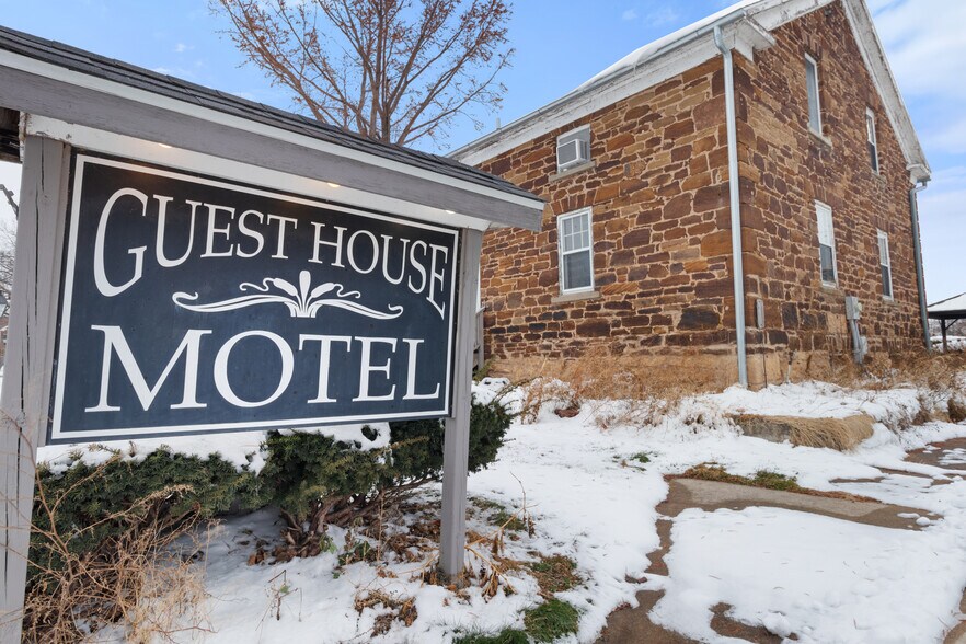 More Photos Of 4712 220th Trl, Amana Hotel For Sale