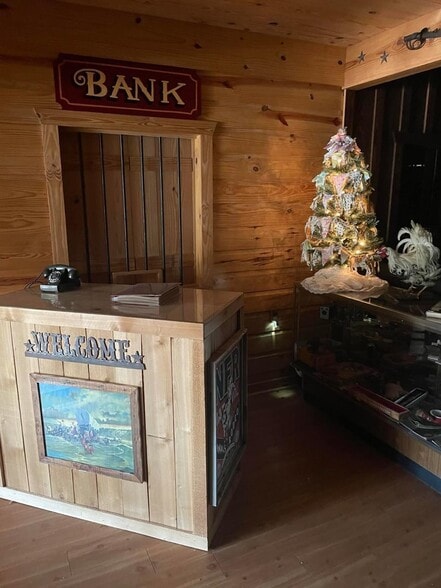 More Photos Of 281 Spjst Rd, Crockett Lodge Meeting Hall For Sale
