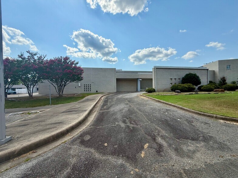 Primary Photo Of , Paris Office For Sale