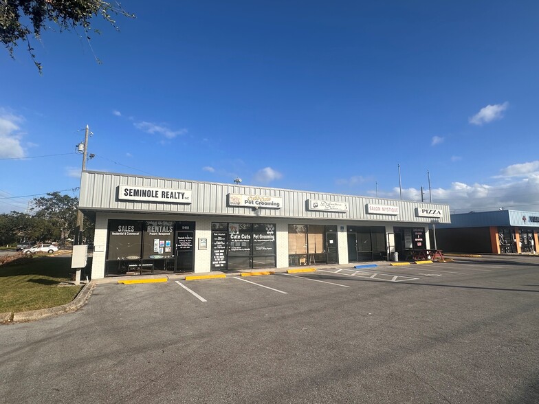 Primary Photo Of 11411 Starkey Rd, Largo General Retail For Lease