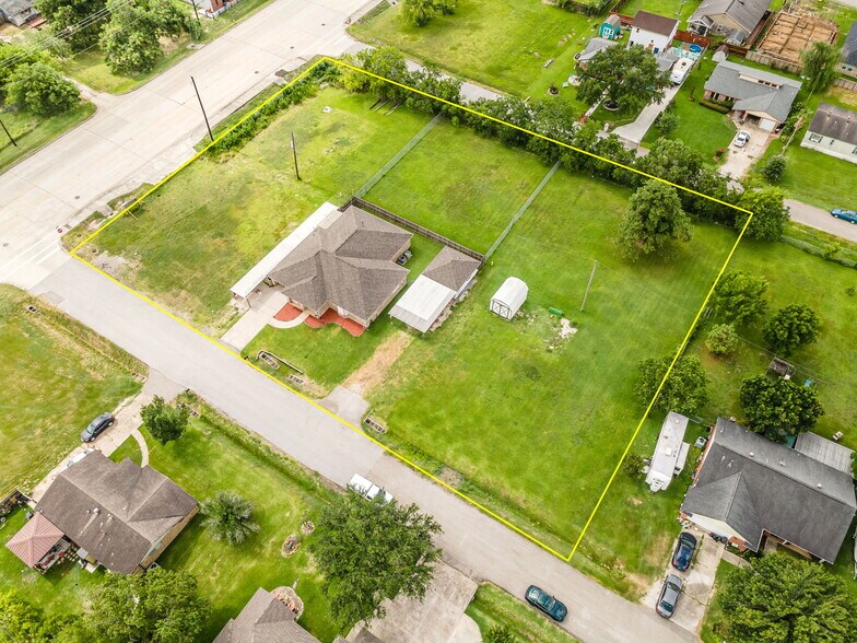 More Photos Of 11820 Plainbrook St, La Porte Specialty For Sale