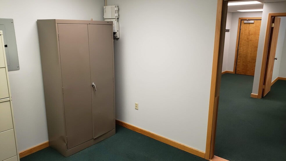 More Photos Of 85 Constitution Ln, Danvers Medical For Lease