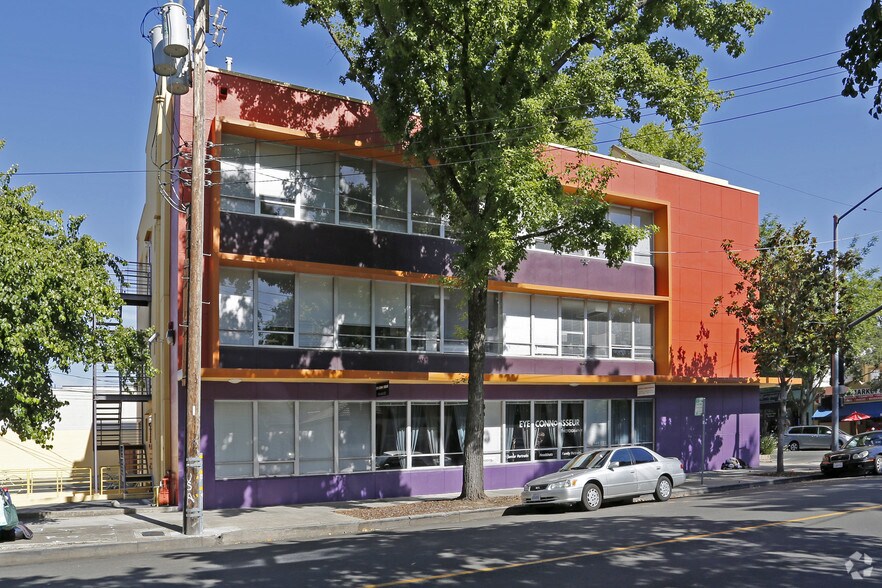 More Photos Of 2530 J St, Sacramento Office For Lease