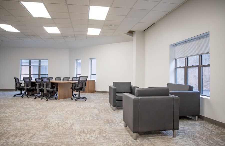 More Photos Of 100 Emerson Ln, Bridgeville Unknown For Lease