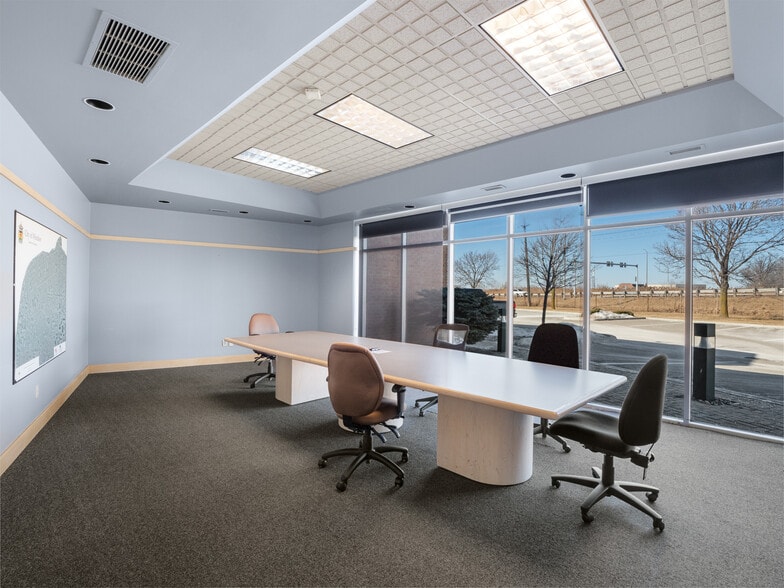 More Photos Of 3200 Deziel Dr, Windsor Unknown For Lease