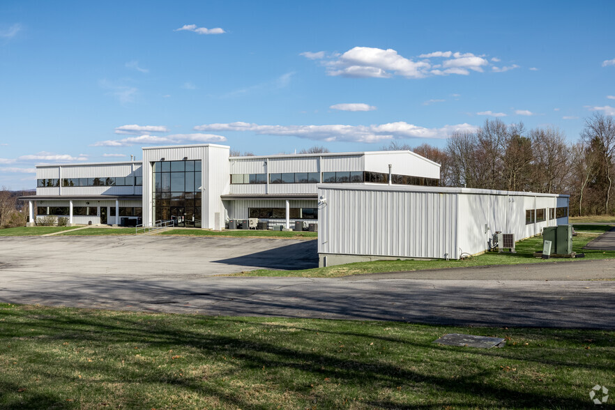 Primary Photo Of 51 Assembly Way, Newburgh Office For Lease