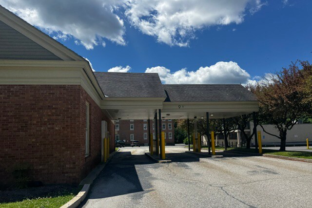 More Photos Of 50 Main St, Windsor General Retail For Sale