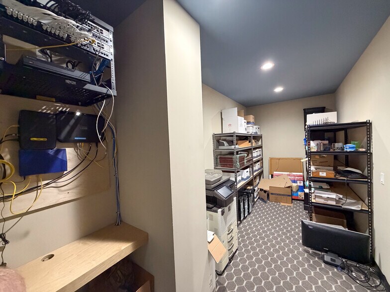 More Photos Of 3642 Bacor Rd, Houston Warehouse For Sale