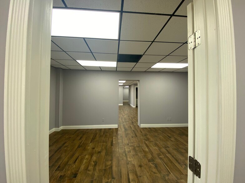 More Photos Of 8326 N County Rd W, Odessa Industrial For Lease