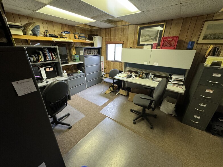 More Photos Of 905 Miami St, Akron Warehouse For Sale