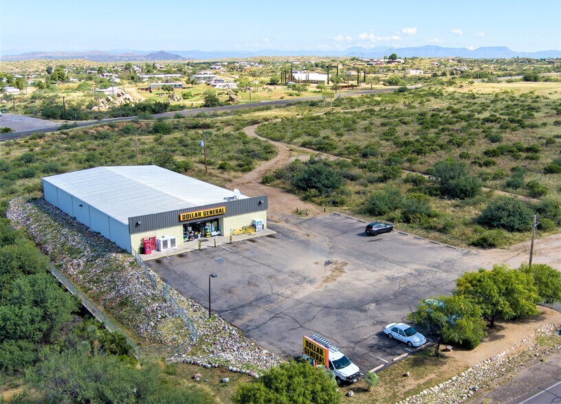 More Photos Of 2406 W American Ave, Oracle Convenience Store For Sale