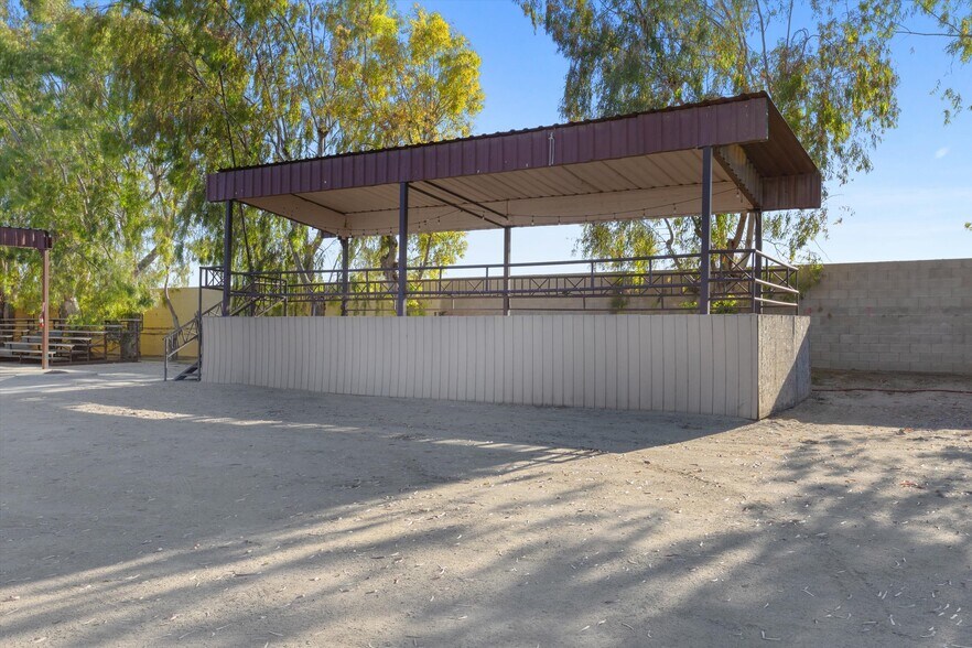 More Photos Of 11475 Garzoli Ave, Delano Horse Stables For Sale