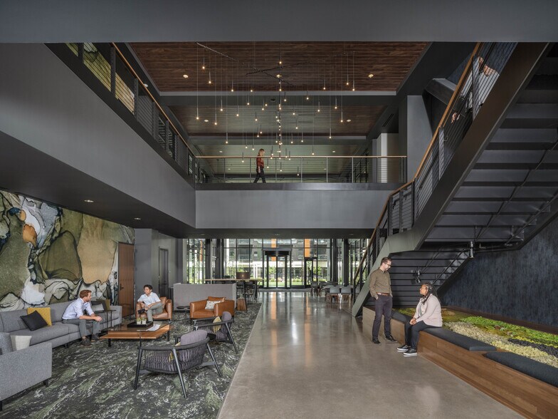 More Photos Of 1601 Utica Ave S, Minneapolis Office For Lease