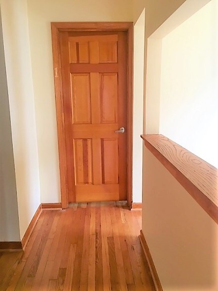 More Photos Of 8453 Howard Dr, Houston Medical For Lease