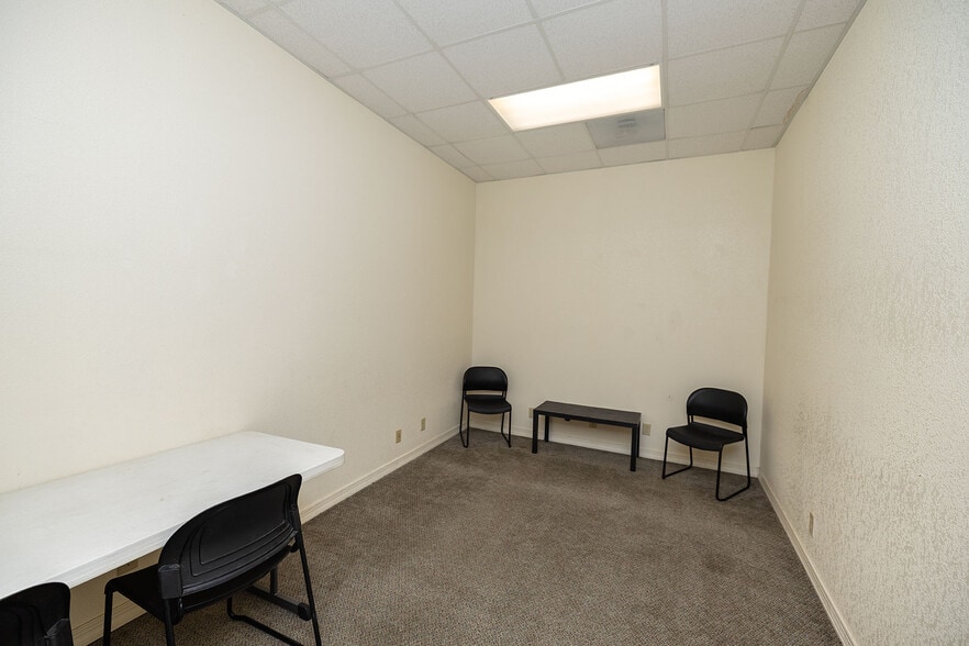 More Photos Of 116 W Pine Ave, El Dorado Office Residential For Sale