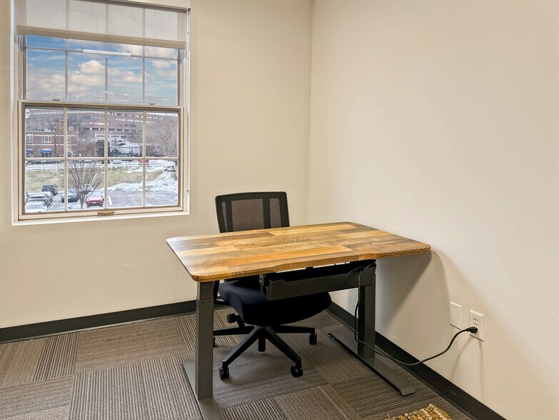 More Photos Of 4315 50th St NW, Washington Coworking Space