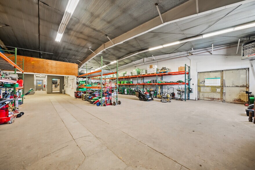 More Photos Of 15125 S Robert Trl, Rosemount Service For Sale