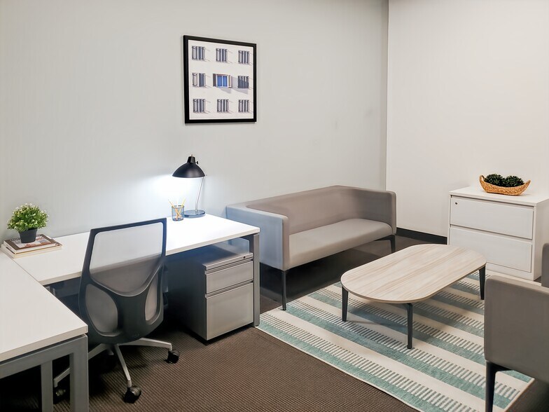 More Photos Of 13894 S Bangerter Pky, Draper Office For Sale