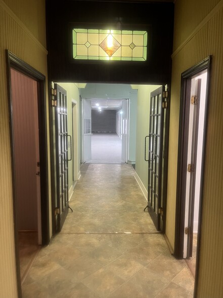 More Photos Of 206 N Main St, Bishopville General Retail For Sale