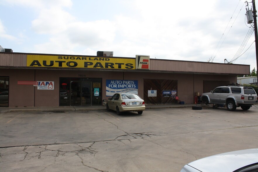 More Photos Of 7822 Highway 90A, Sugar Land Freestanding For Lease