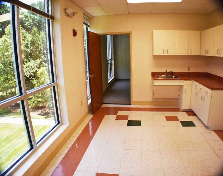 More Photos Of 145 Kimel Park Dr, Winston-Salem Medical For Lease