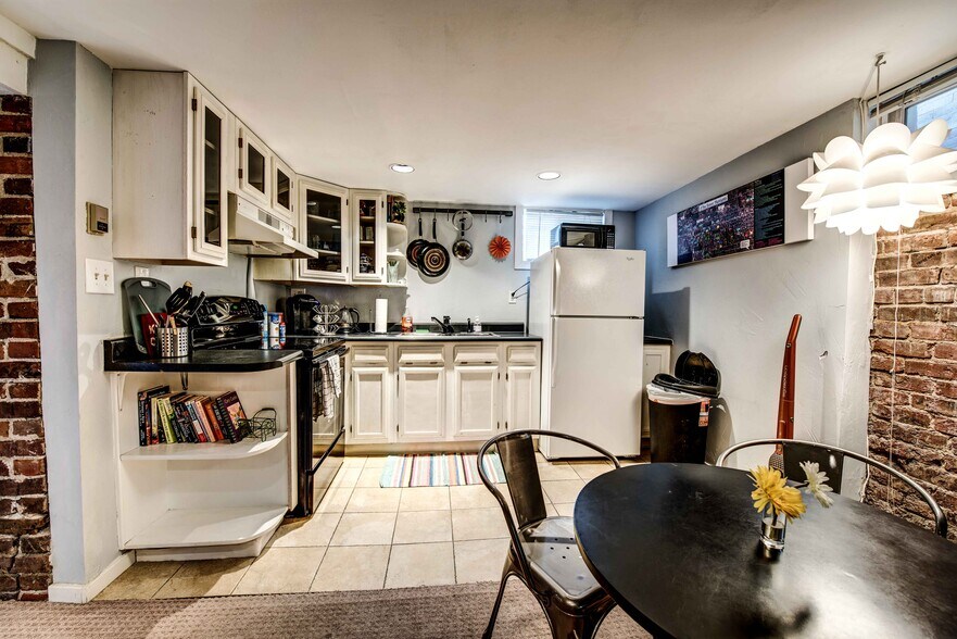 More Photos Of 1225 N Clarkson St, Denver Apartments For Sale