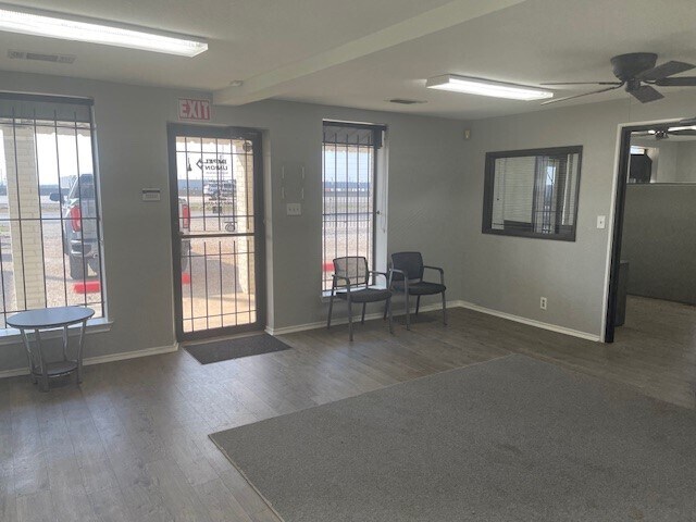 More Photos Of 6312 S I-45, Wilmer Warehouse For Sale