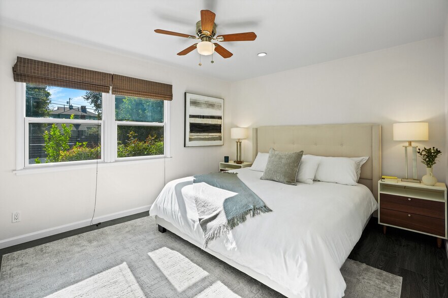 More Photos Of 5438-5440 Colfax Ave, Valley Village Apartments For Sale