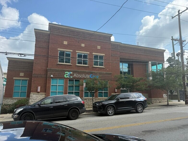 More Photos Of 260 E University Ave, Cincinnati Medical For Sale
