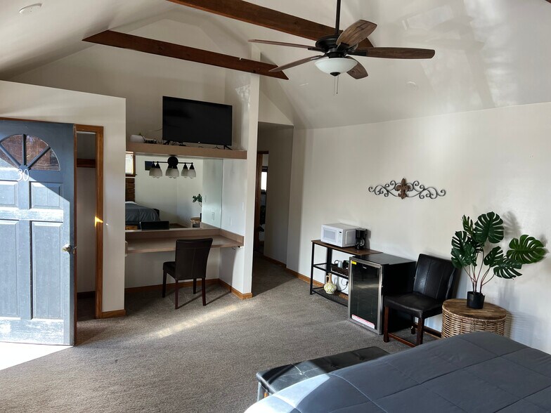 More Photos Of 5312 Highway 119, Black Hawk Hotel For Sale