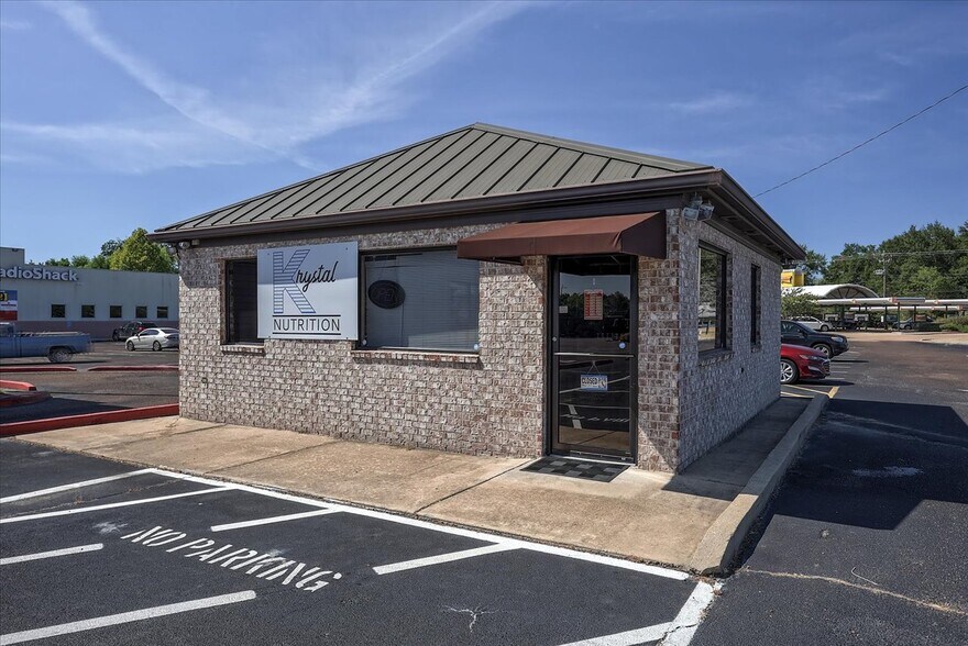 More Photos Of 113 Bo Bo Dr, Crystal Springs Freestanding For Lease