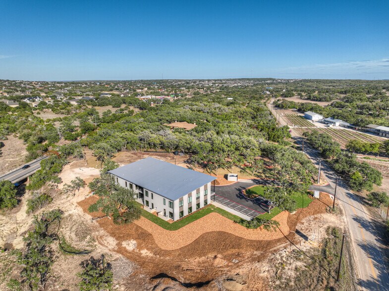 More Photos Of 1878 Herbelin Rd, New Braunfels Office For Sale