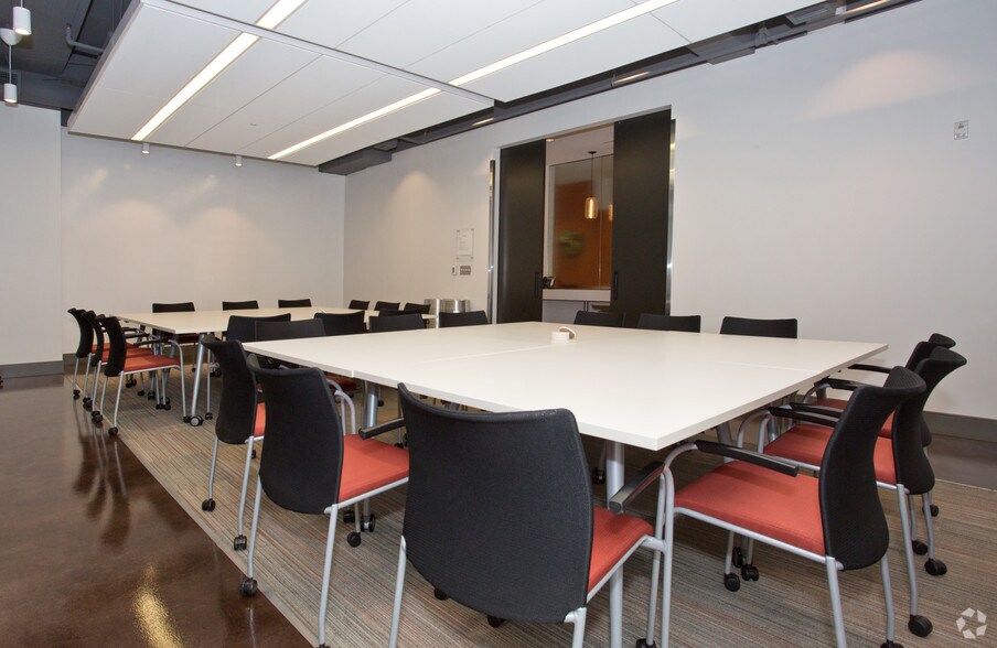 Photo of Lbby Floor Ste 100 - Spec Suite