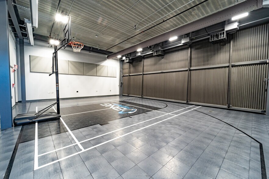 More Photos Of 3285 47th St S, Fargo Office For Sale