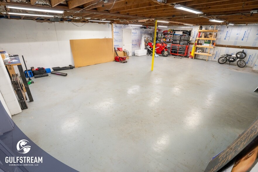 More Photos Of 1201 Hall St, Owensboro Specialty For Sale