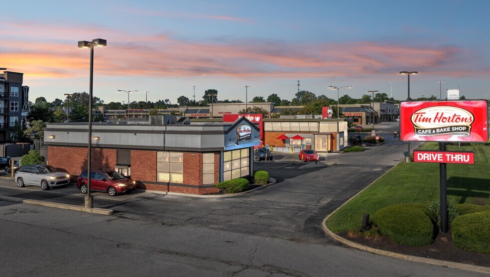 Primary Photo Of 737 Bethel Rd, Columbus Fast Food For Sale