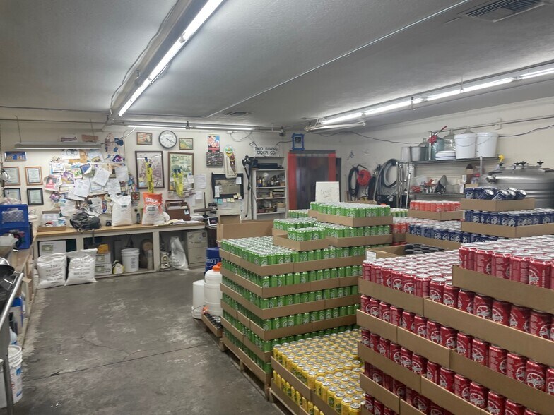 More Photos Of 4331 Attawa Ave, Sacramento Light Manufacturing For Sale